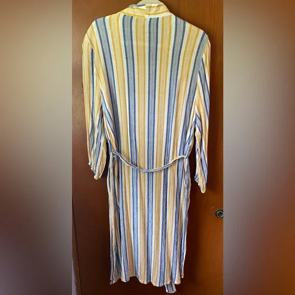 COPY - Cute beach Coverup/duster - Picture 8 of 9